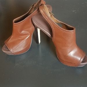 Shoe Dazzle high heels